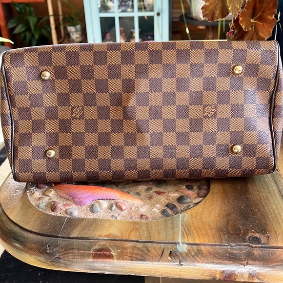 LV bag - Picture 6 of 8